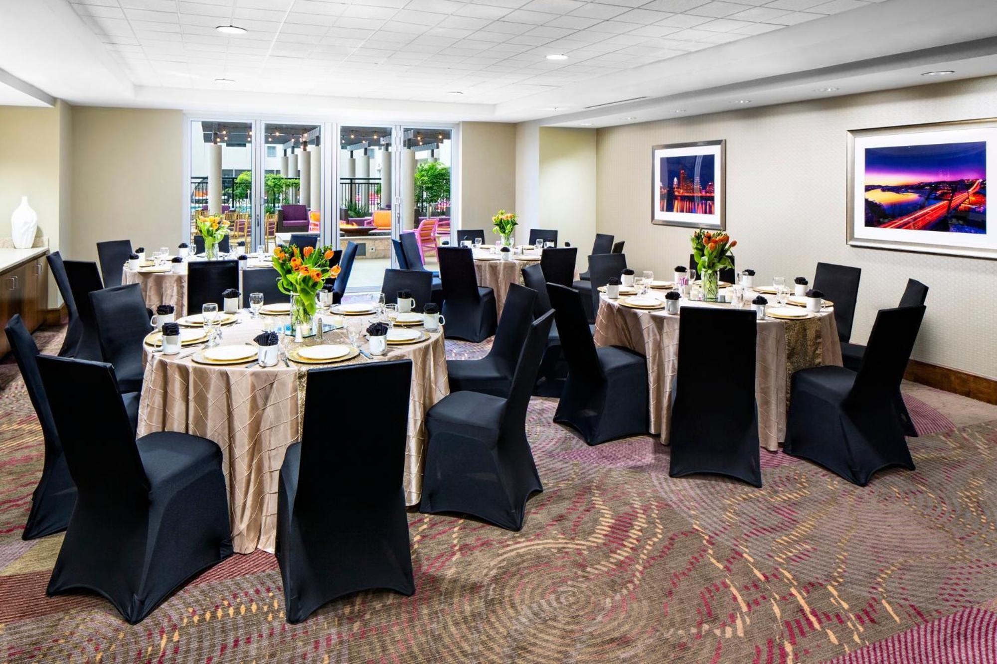 Hotel Indigo Austin Downtown - University By Ihg Экстерьер фото